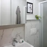Two-bedroom In 拉巴克
